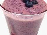 Smoothie au bleuet, pomme et yogourt à la vanille