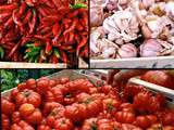 Soupe de tomate au basilic, à l'ail et au piment