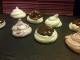 Meringues ( nature, chocolat, Chocolat-pistache et praline rose)