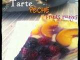 Tarte pèche fruits rouge