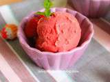 Sorbet à la framboise et à la crème d''amande