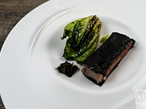 Wagyu fumé et salade rotie