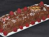 Bûche framboises et chocolat