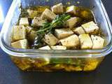 Feta de tofu lactofermenté