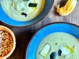 Soupe froide de courgettes au lait de coco