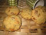 Cookies aux éclats de chocolat au lait et noisettes caramélisées avec Boites Gourmandes