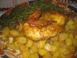 Poulet et pommes-de-terre en sac de cuisson accompagnés d'haricots verts sautés