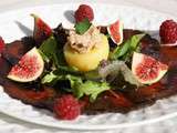 Carpaccio de betterave aux fruits et son coeur de rillette de