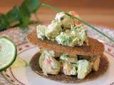 Mille-feuille de galettes de sarrasin, crevettes & avocat