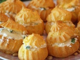 Petits choux chèvre, menthe & pignons