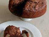 Gâteau au chocolat, poire et noix de pécan