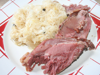 Palette de porc fumée à la choucroute