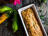 Cake vegan aux courgettes rôties & basilic