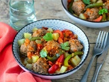 Boulettes de boeuf à la sauce tomate, pommes de terre et poivrons au Thermomix