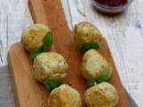 Boullettes de poulet au parmesan, noix de cajou et basilic