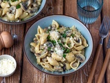 One pot pasta crémeuse à la saucisse et champignons