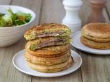 Pancakes à la courgette fourrés au chèvre et jambon