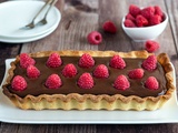 Tarte au chocolat et framboises