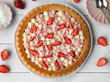 Tarte financier à la noix de coco et fraises