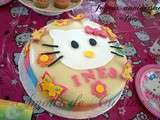 Gateau d'anniversaire hello Kitty de Ines