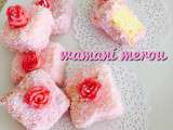 Gateaux lamingtons roses