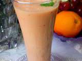 Smoothie oranges-carottes-raisins