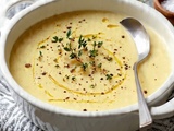 Soupe de pommes de terre veloutée