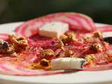 Carpaccio de betteraves chioggia, ste maure et noix,vinaigrette à la clémentine