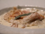 Ravioles au potimarron et. Jambon, crème de sauge