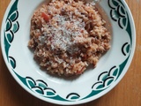 Risotto à la tomate et à la chair à saucisses