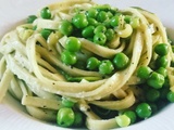 Tagliatelles aux petits pois et courgettes à l'ail