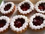 Linzer cookies