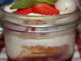 Fraises et litchis façon tiramisu