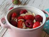 Oeufs brouillés sucrés aux fruits rouges