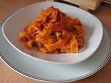 Fettuccine à la sauce tomate de Alain