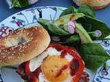 Bagels aux oeufs, poivron & bacon