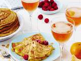 Crêpes au Cidre, sauce mandarine & framboises