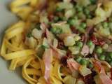 Tagliatelles au speck & petits pois