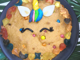 Licorne sur gâteau cookie aux m&m's