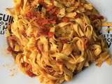 Tagliatelles fraîches, sauce aux piquillos