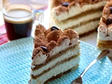 Layer cake Tiramisu (gâteau à étages)