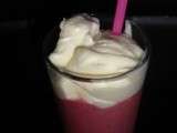 Frappée framboise façon capuccino