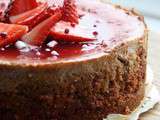 Fraises sont de la partie ! [cheesecake aux fraises et pralines roses]