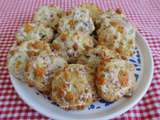 Biscuits apéritif aux blancs d’œufs, bresaola, fromage et graines de courges