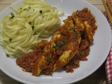 Blancs de poulet à la sauce tomates et pâte de curry