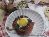 Poivron farci aux épinards et pois chiches et son œuf cocotte light, à l'Air Fryer ou au four