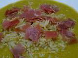 Soupe de romanesco au riz et jambon cru