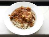 Poulet adobo philippin en cocotte