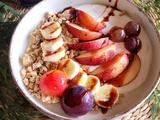Idée recette de bol de petit-déjeuner fruité et yaourt à la grecque