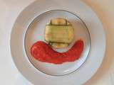 Chartreuse de courgettes, coulis de poivron